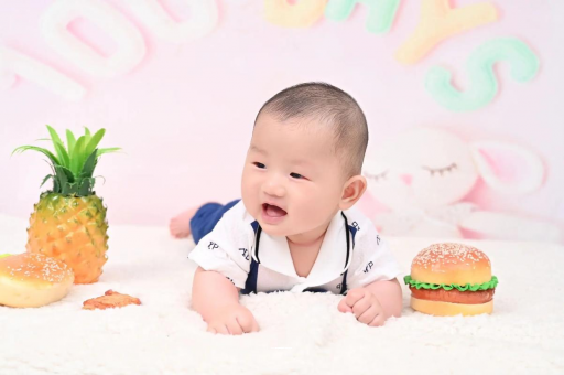 高唐宝宝老是溢奶